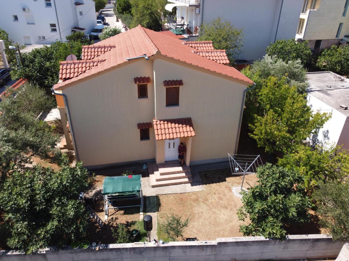 Studio Apartments Izabela Vodice Ngoại thất bức ảnh