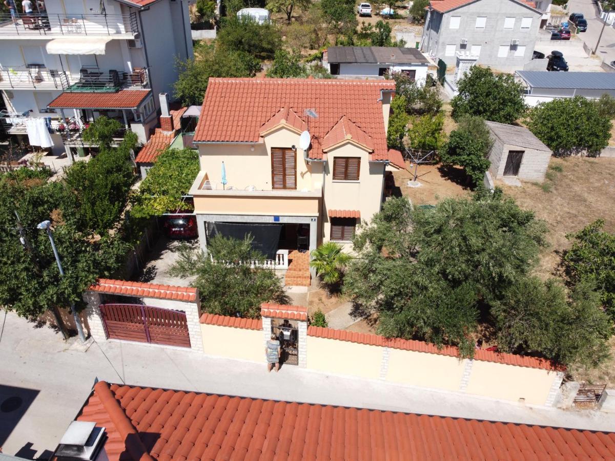 Studio Apartments Izabela Vodice Ngoại thất bức ảnh