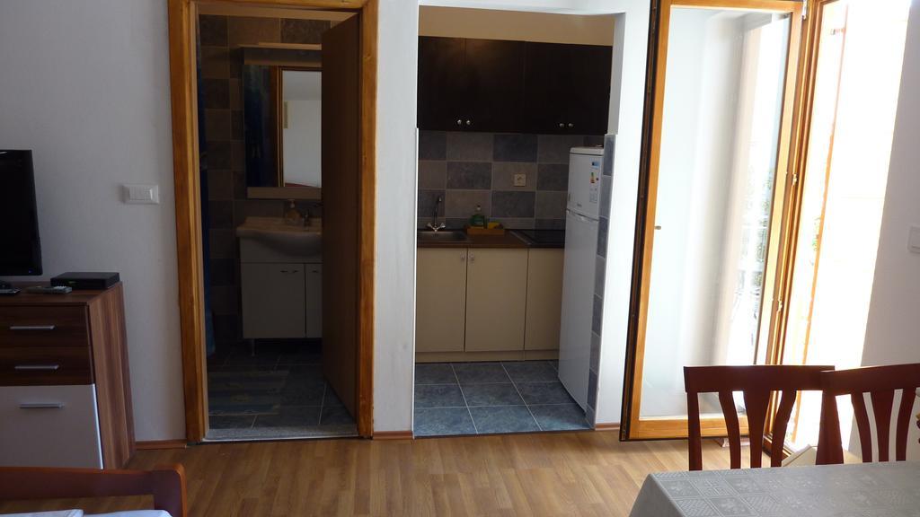 Studio Apartments Izabela Vodice Phòng bức ảnh